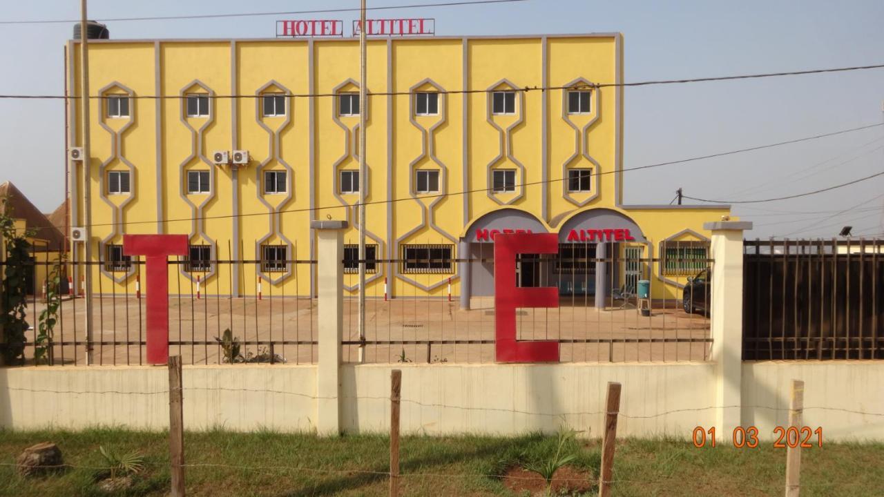 Bafoussam Hotel Altitel מראה חיצוני תמונה