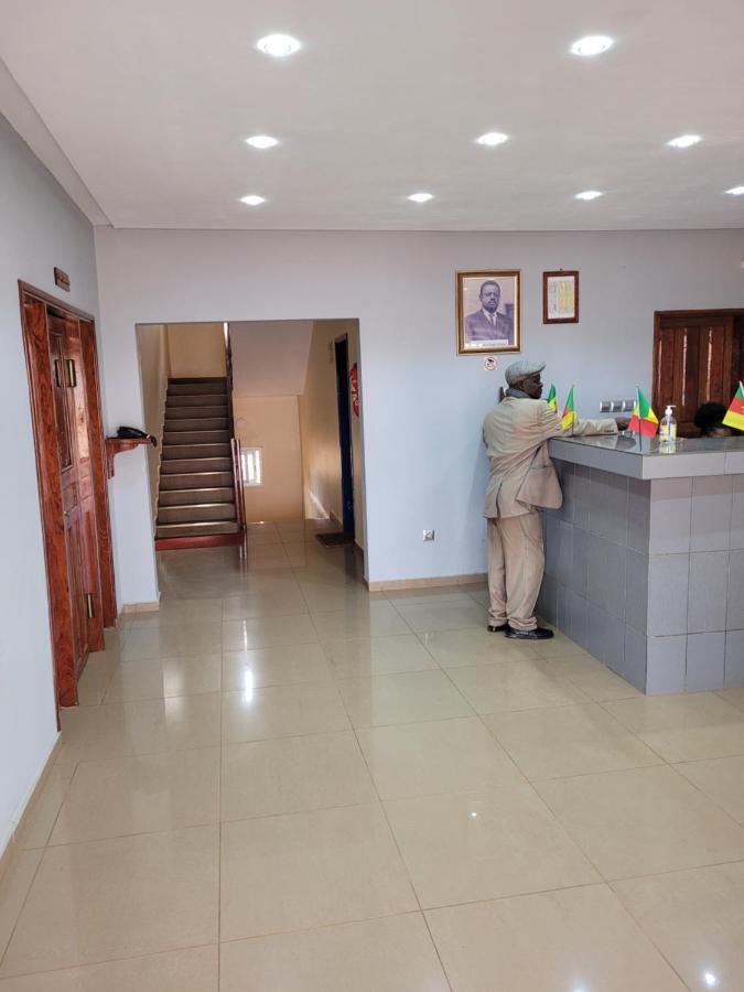 Bafoussam Hotel Altitel מראה חיצוני תמונה