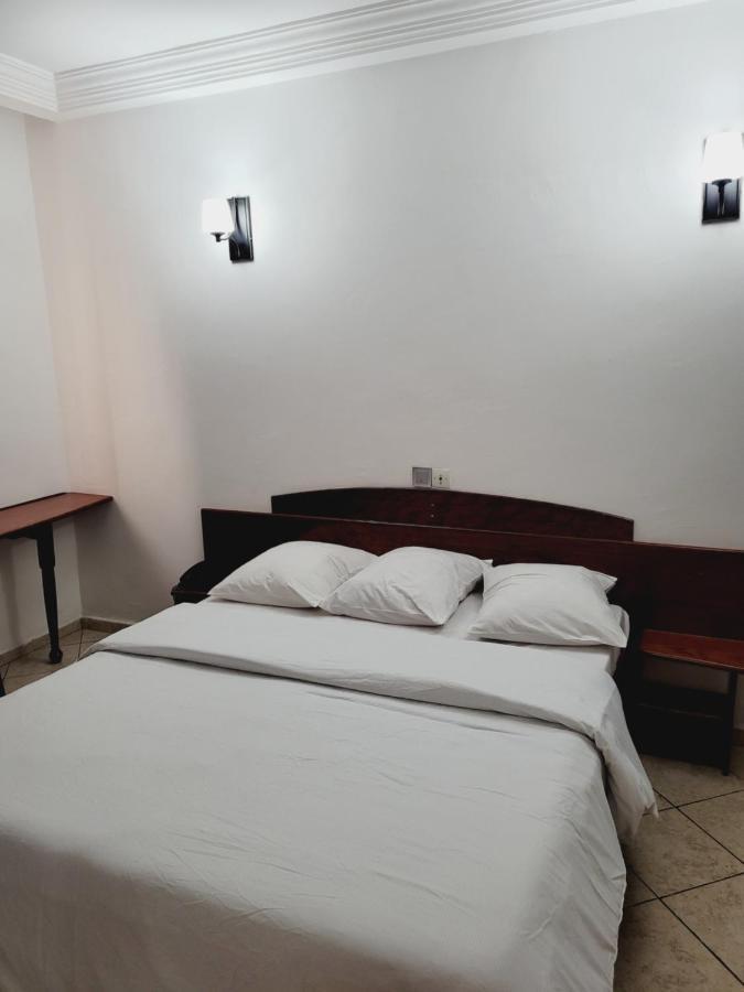 Bafoussam Hotel Altitel מראה חיצוני תמונה